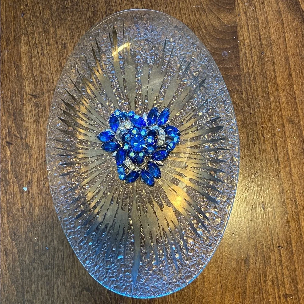 Vintage Blue and Rhinestones Silvertone Brooch Beautiful Vintage Condition